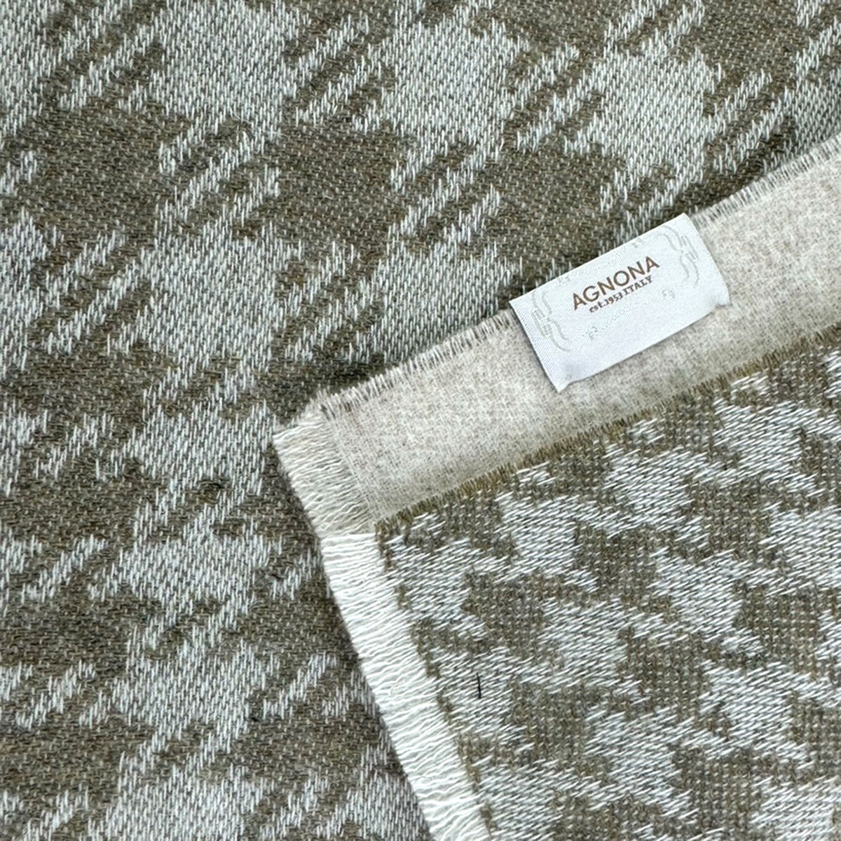 Agnona Cashmere Scarf Beige Gray Houndstooth - Medium Weight Shawl