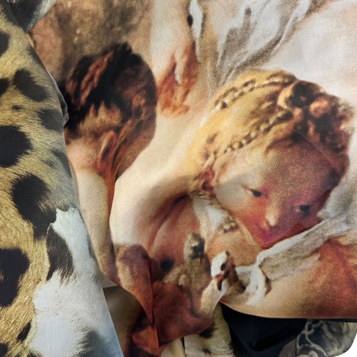 Roberto Cavalli Scarf Leopard Print &amp; Portrait - Extra Large Square Shawl