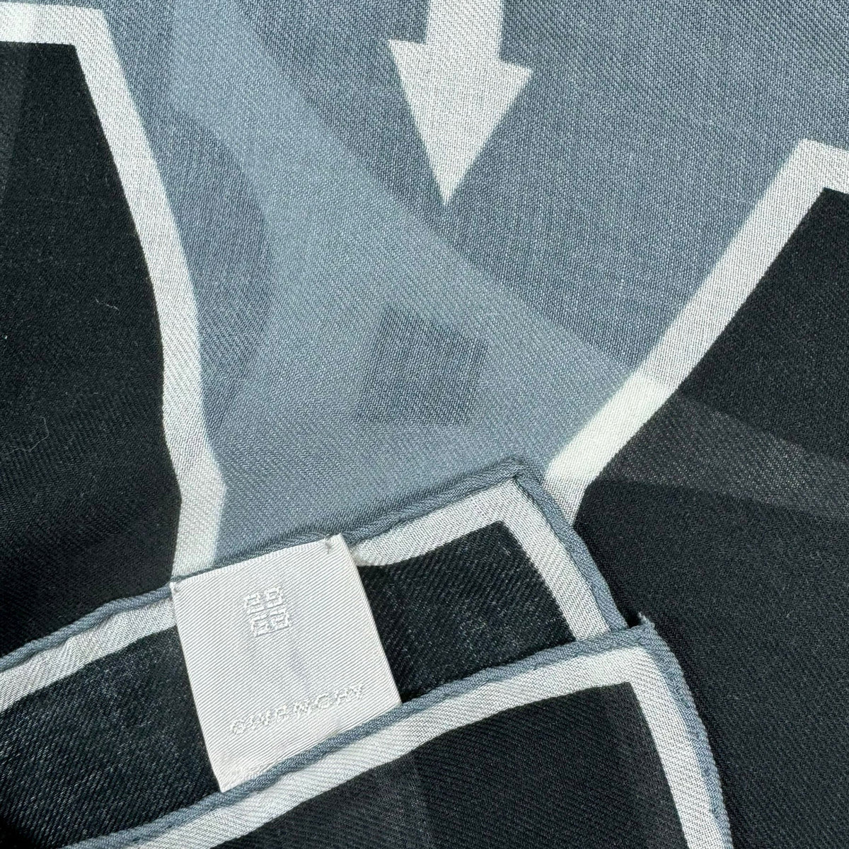 - Lightweight Cotton Silk Shawl