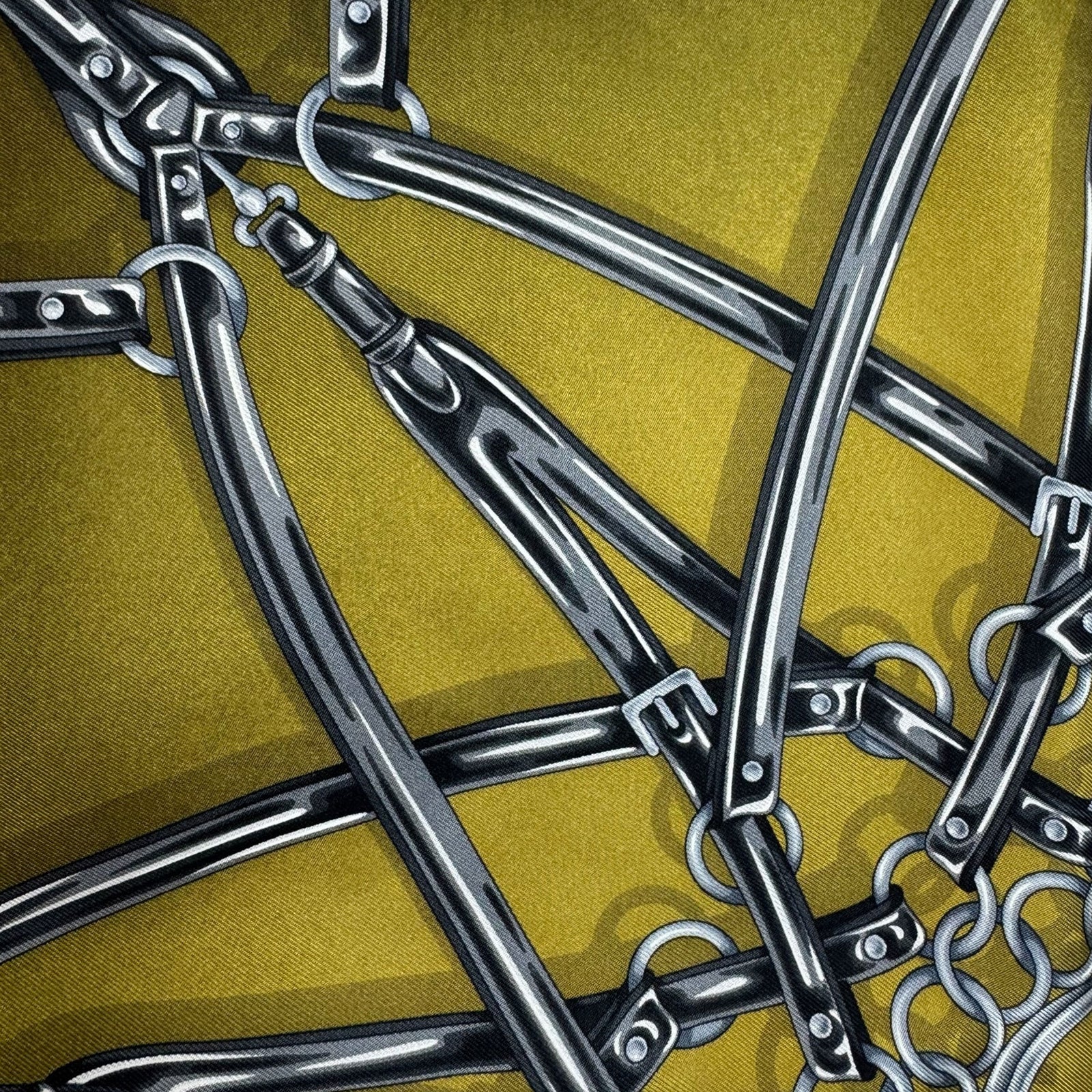 Gucci Scarf Olive Gray Design