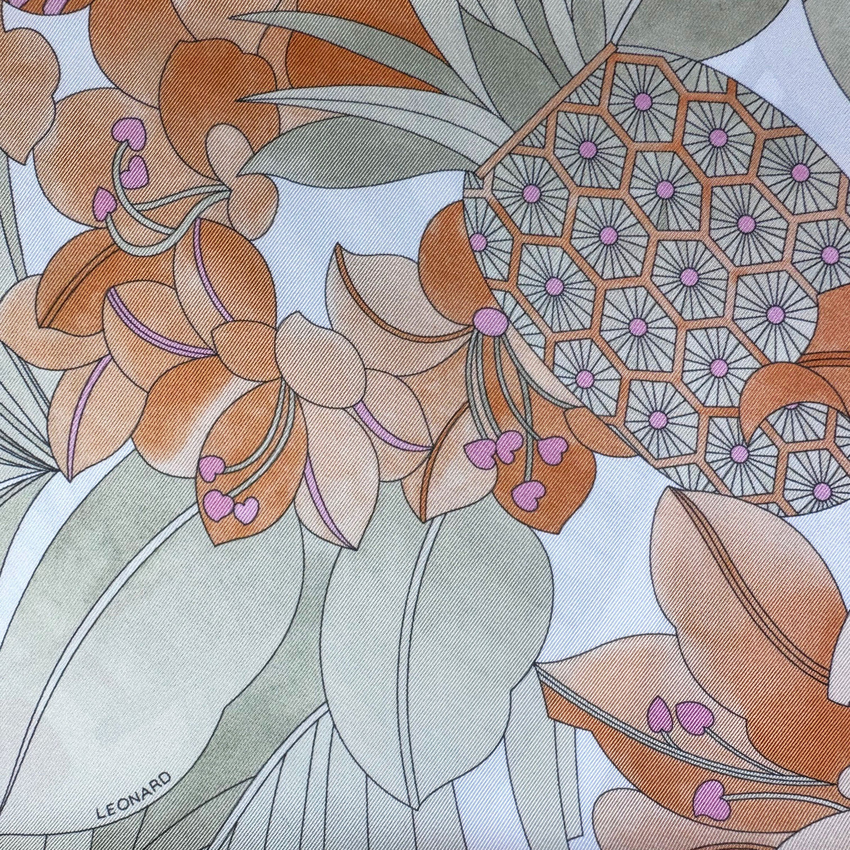 Orange Pink Taupe-Gray