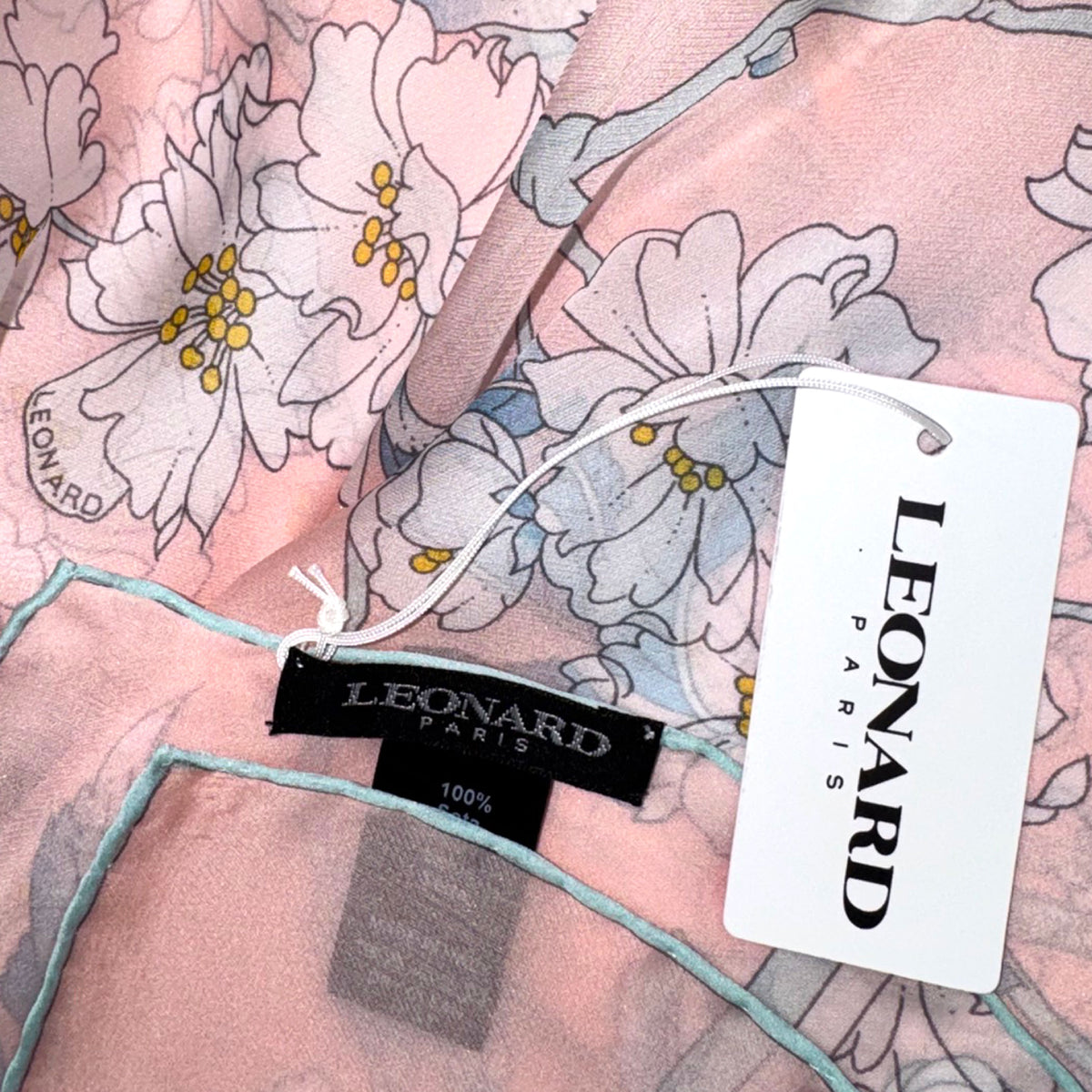 luxury Italian designer shawls, wraps and scarves.