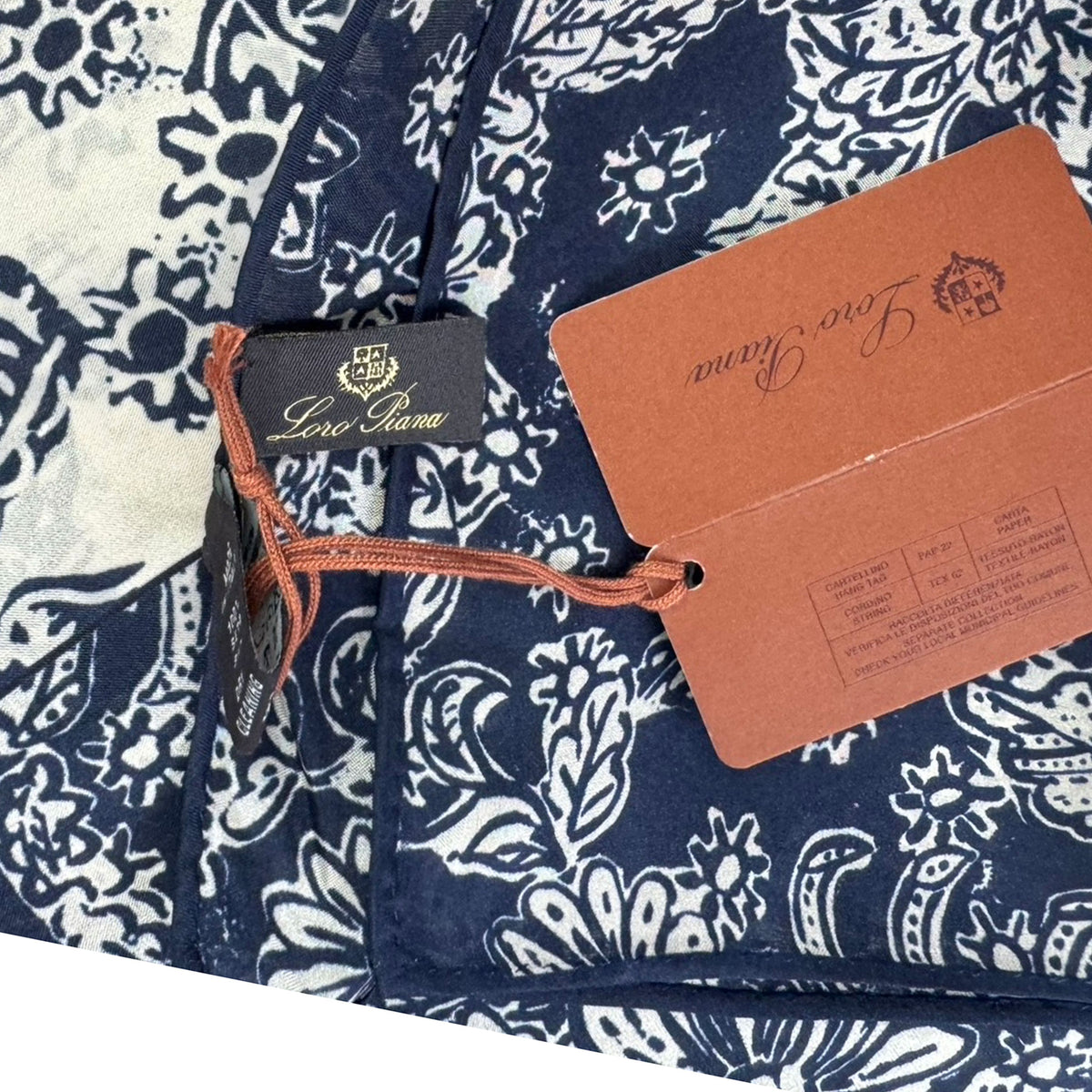 Loro Piana Scarf 
Twill Silk Square Foulard