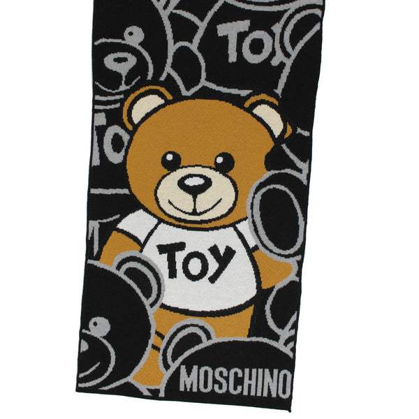 moschino-scarf-