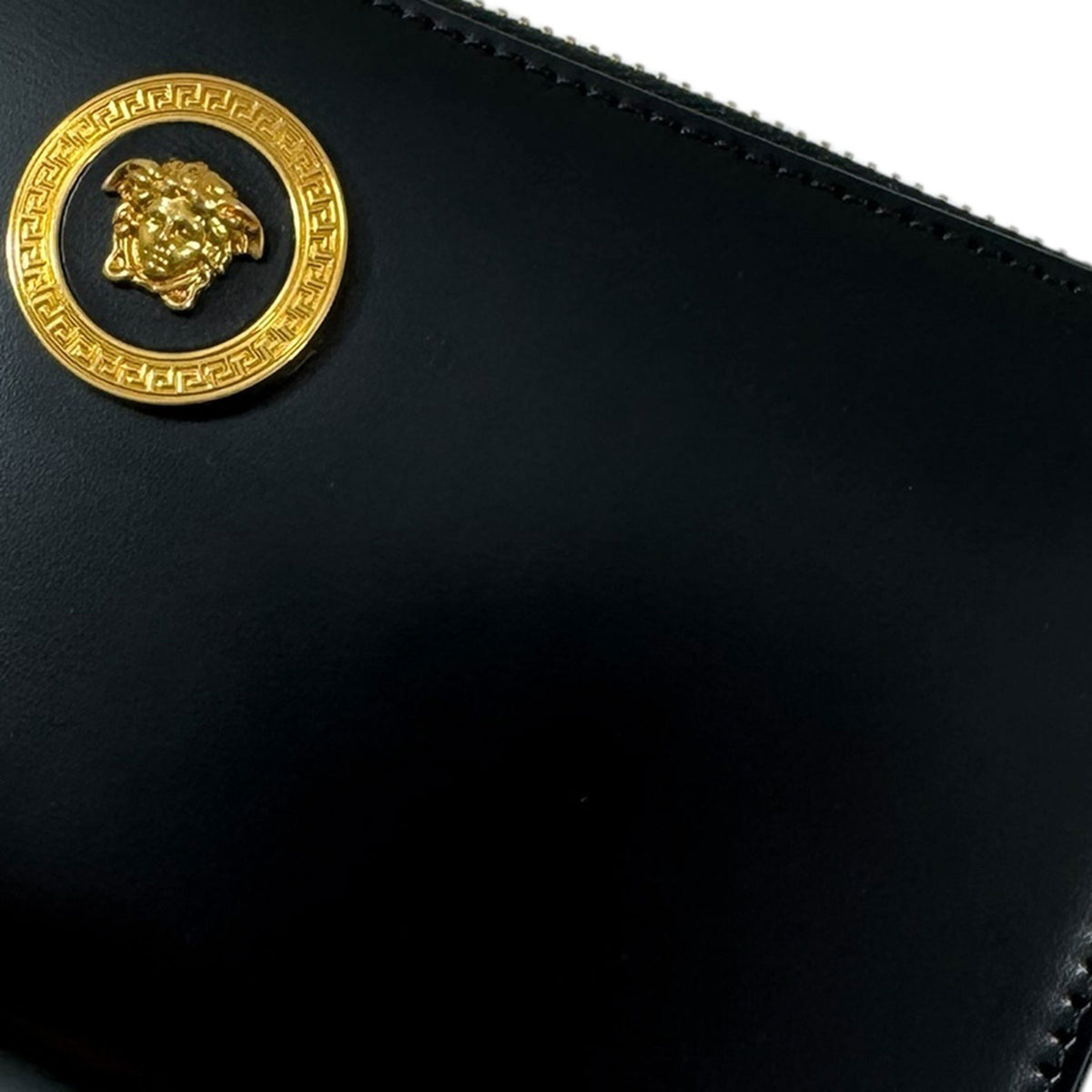 Medusa Gold Black Wallet Women Collection