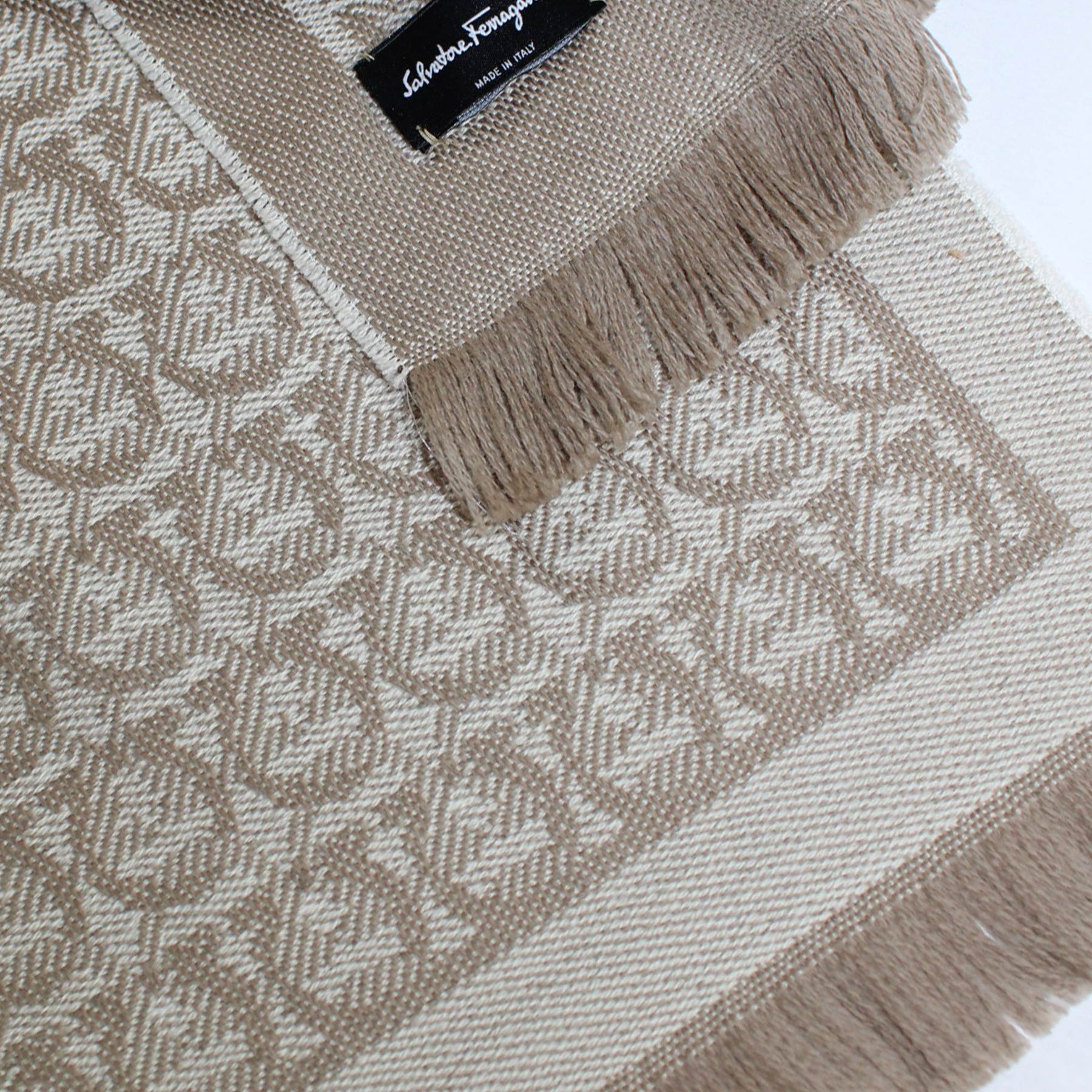 Gancini Beige Ferragamo Scarf